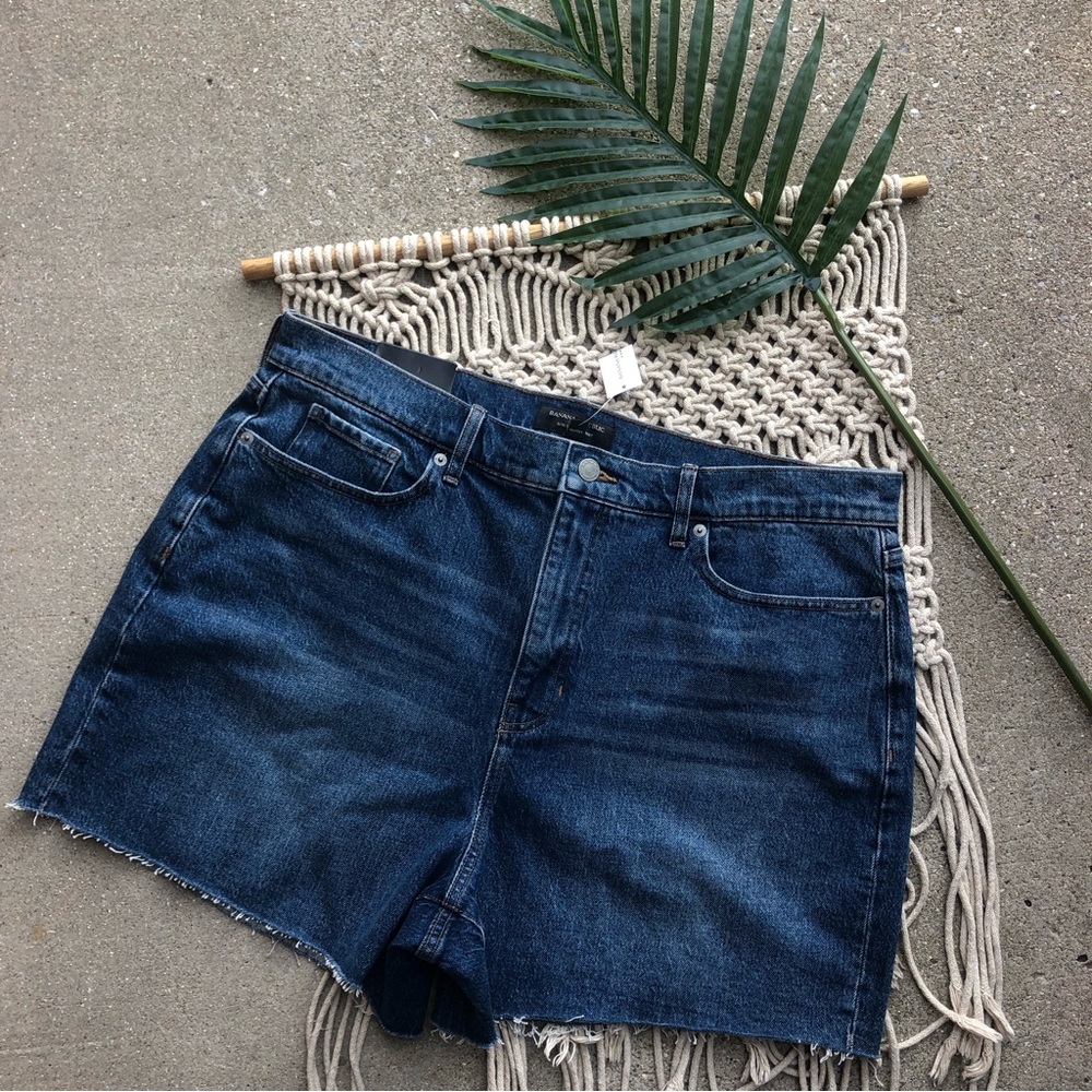 New Banana Republic Factory Jean Shorts Size 33 / 16